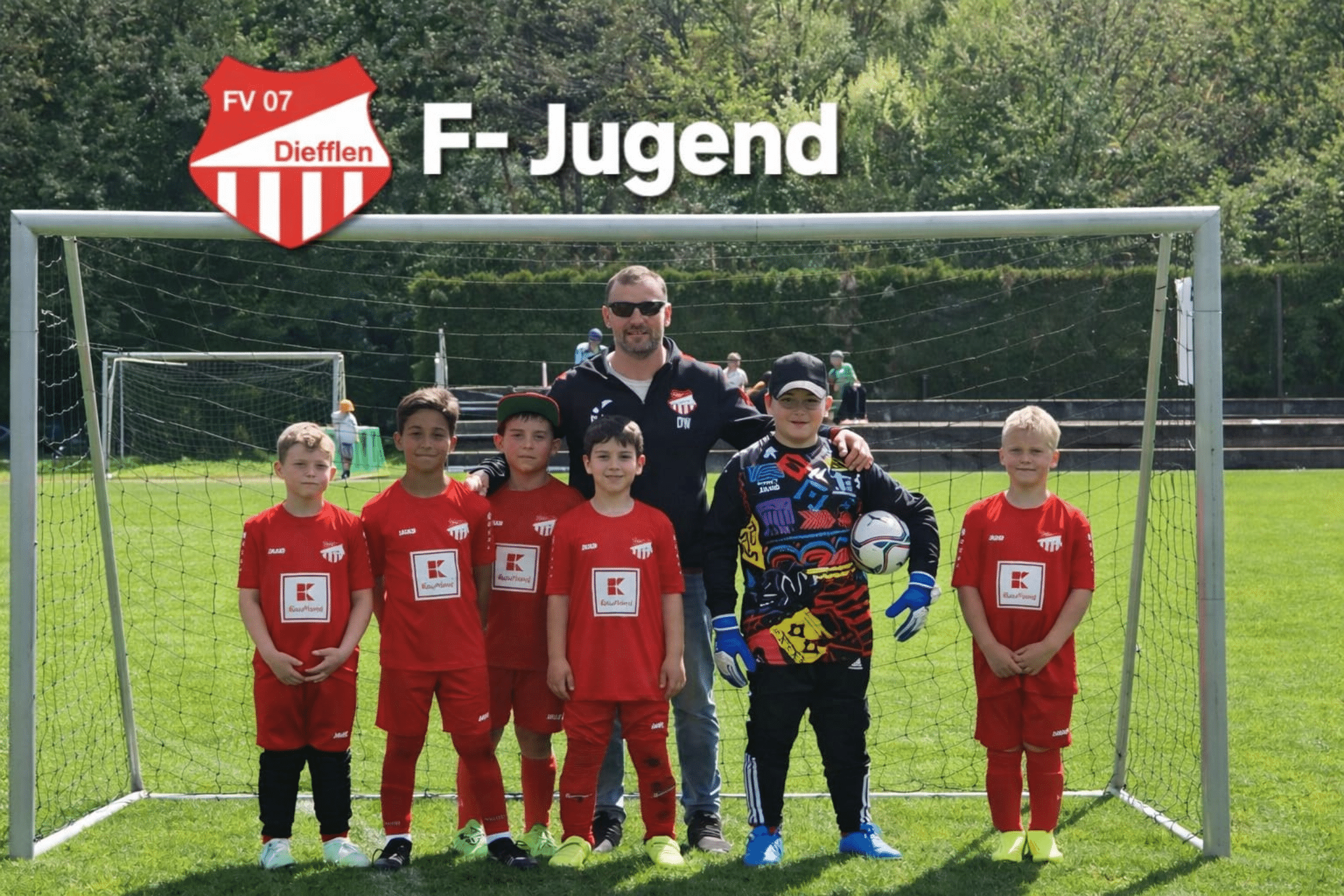 FV07 Diefflen beim F Jugend Turnier Schmelz F Jugend Turnier Schmelz FV07 Diefflen Trainer und Jugendteams