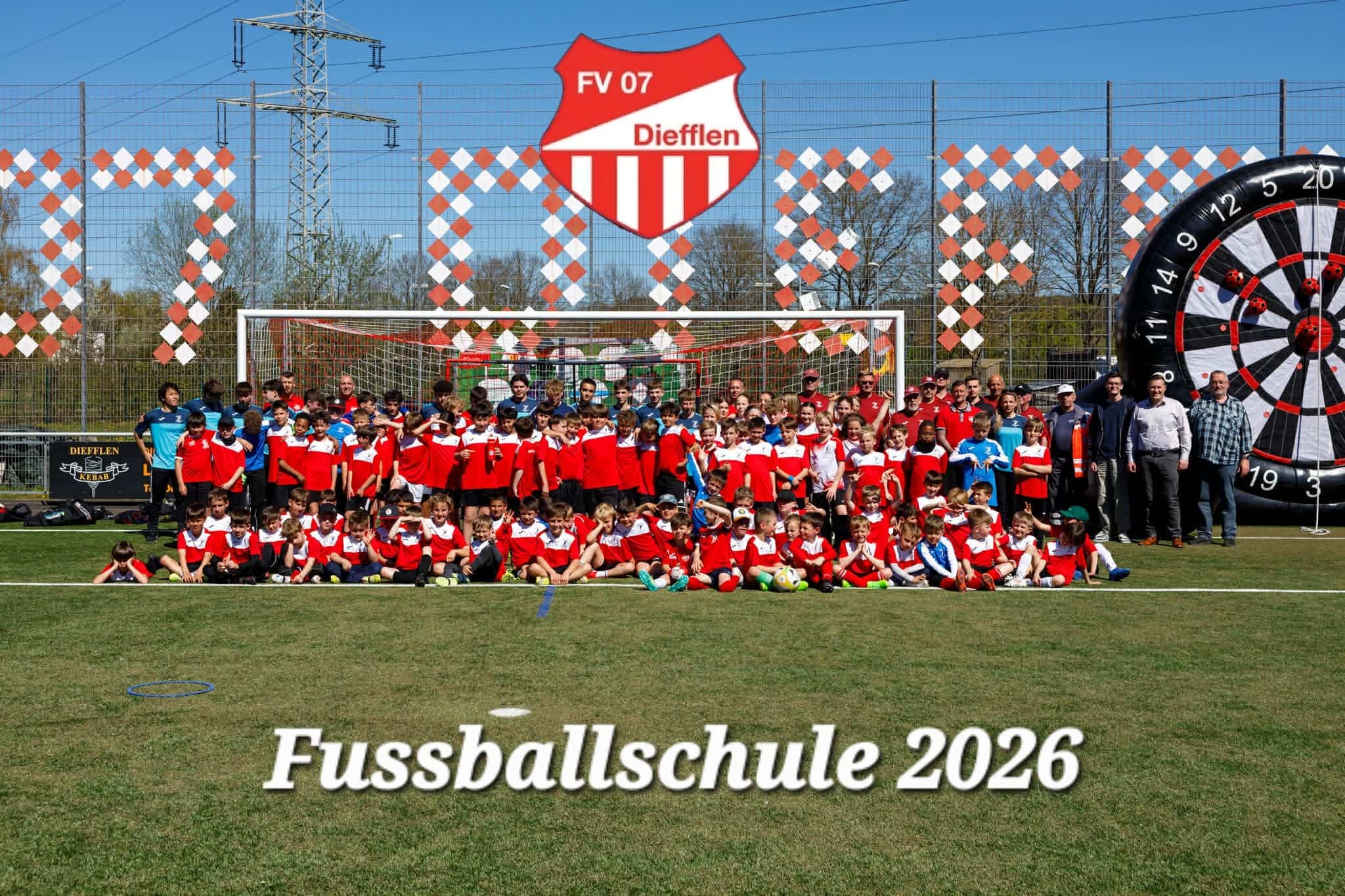 Fussballschule 2026 Diefflen Gruppenbild Kinder Trainer FV07 Diefflen