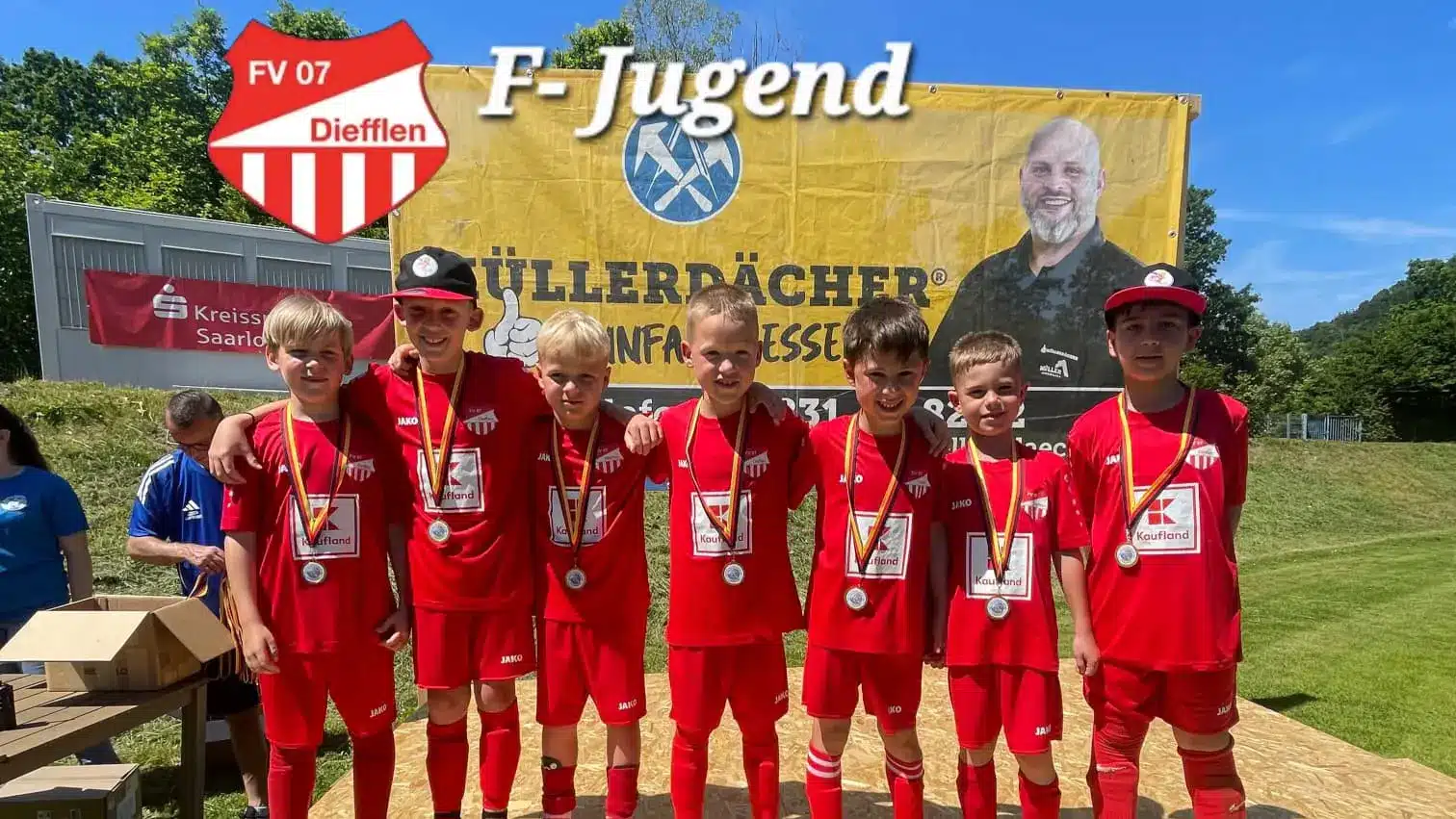 Dieffler F-Junioren beim Müllerdächer-Cup