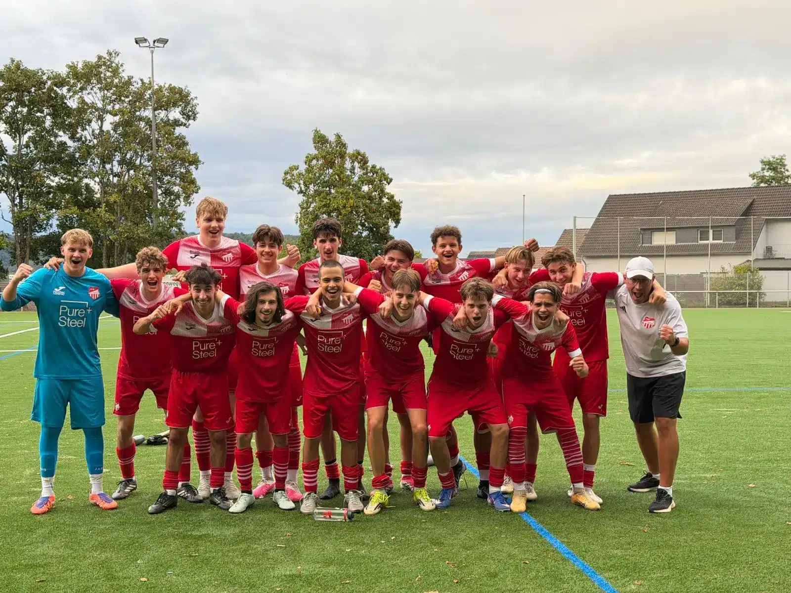 FV07 Diefflen U19 nach dem 5:1-Derbysieg bei der JFG Saarlouis