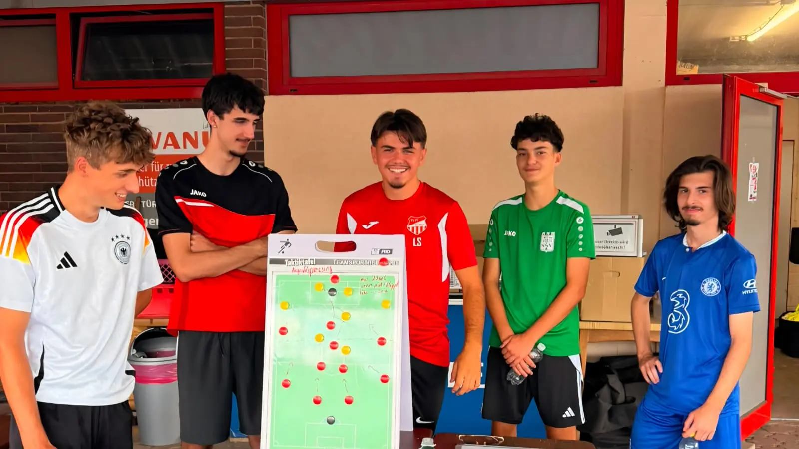 FV07 Diefflen U19 beim gemeinsamen Trainingstag mit Mannschaftssitzung